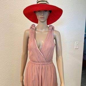 BR  V cut soft peach color with side zipper.